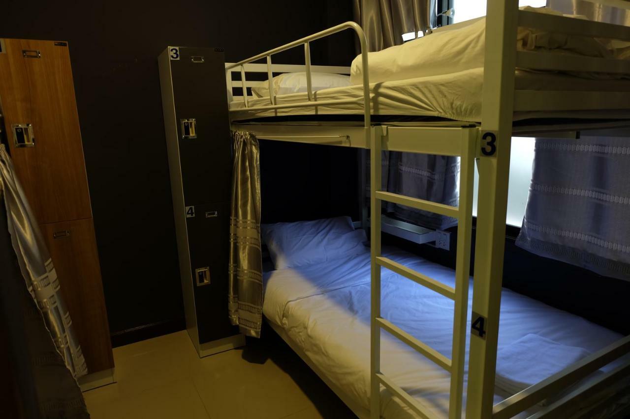 Mahannop Hostel Bangkok Exterior photo
