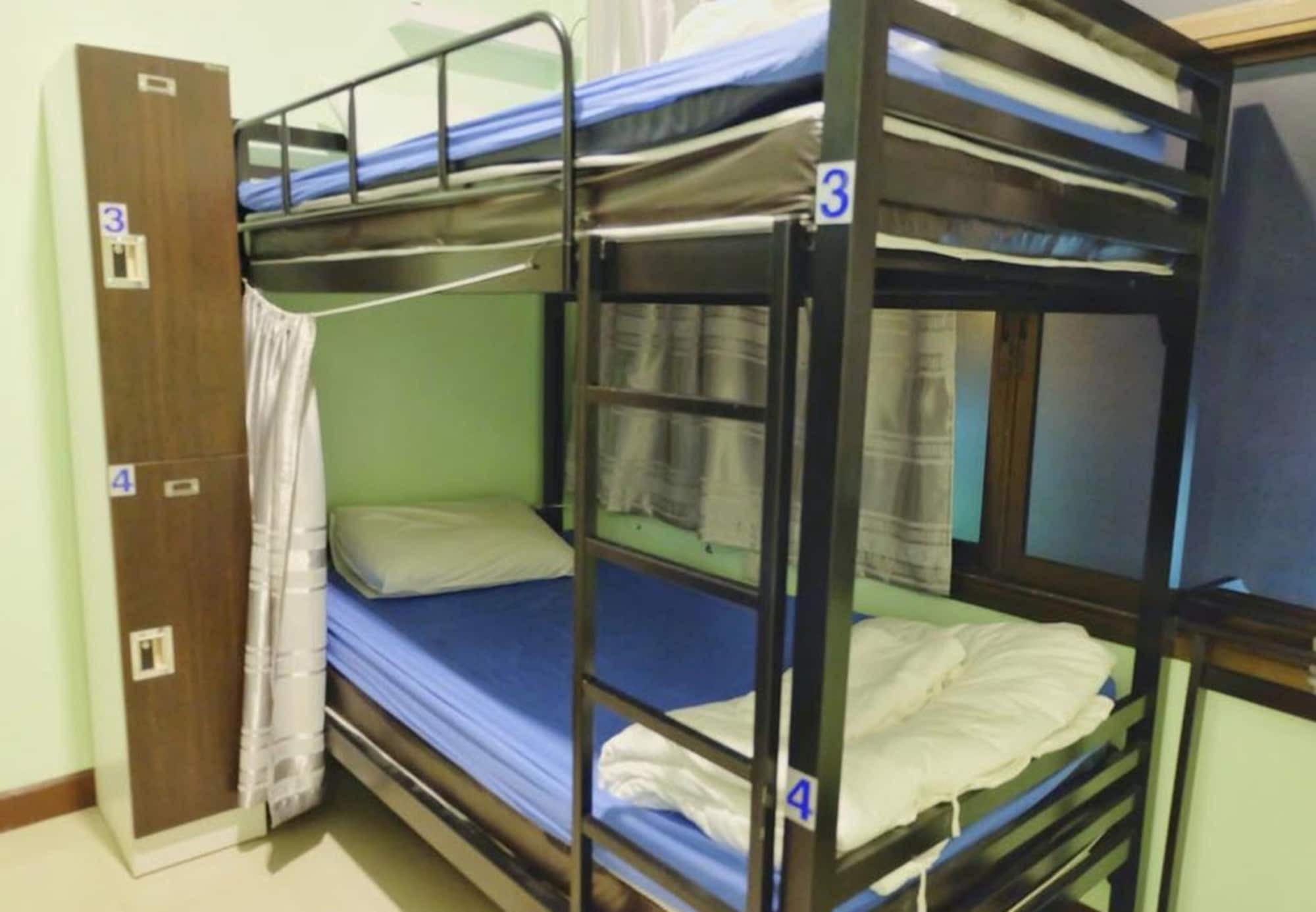 Mahannop Hostel Bangkok Exterior photo